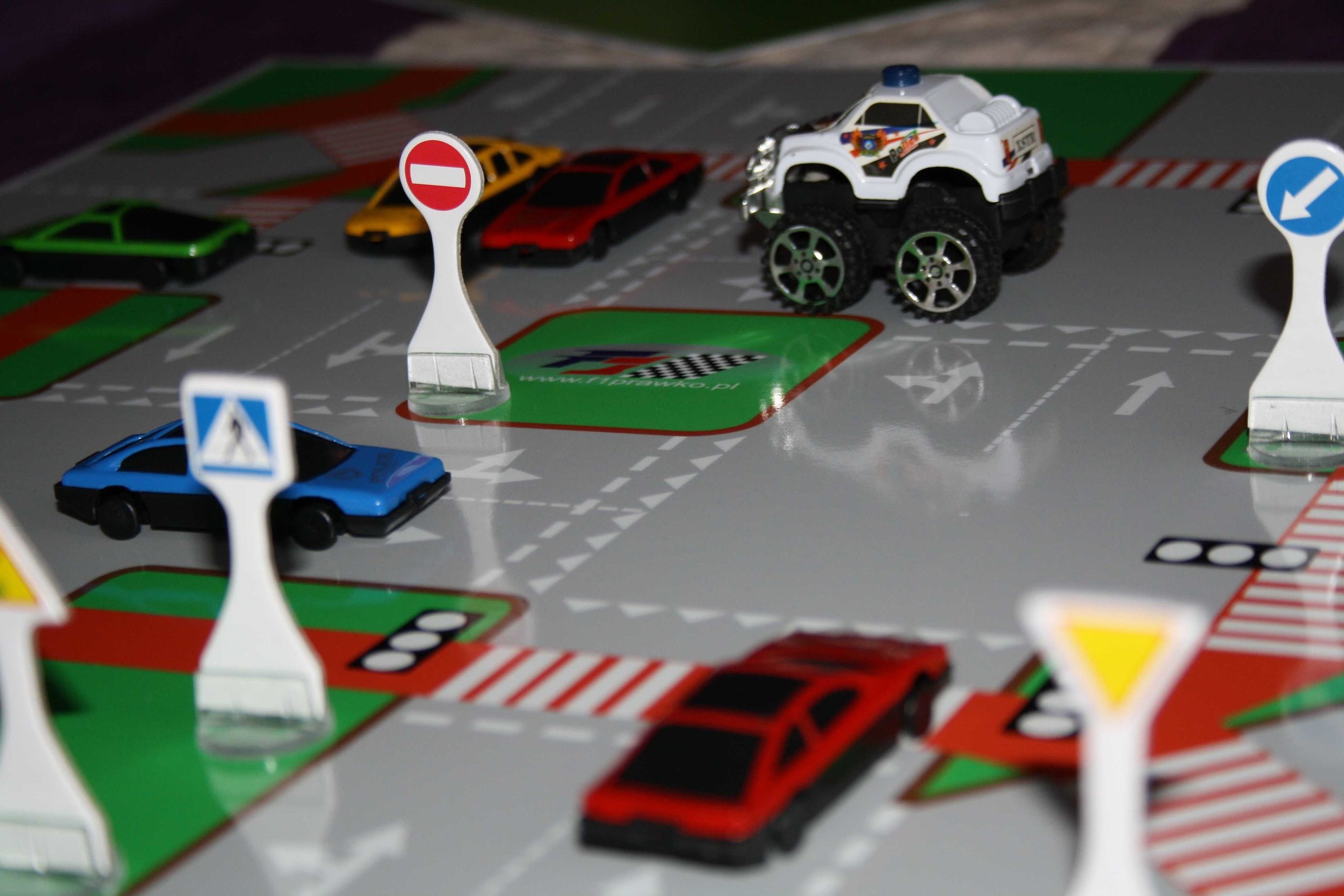 Makiety umożliwiające symulowanie sytuacji na drodze